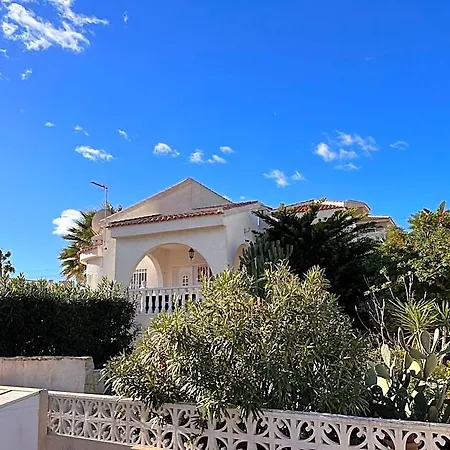 Residencia Costa Blanca Poolside Bliss *